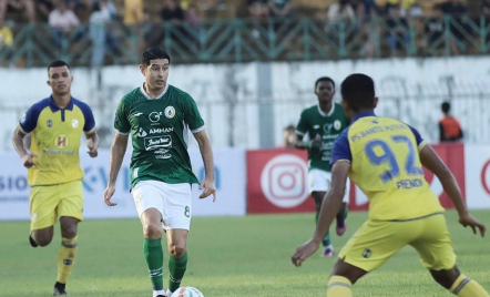 Barito Putera Hajar PSS Sleman, Rahmad Darmawan Dipuji Marian Mihail - GenPI.co