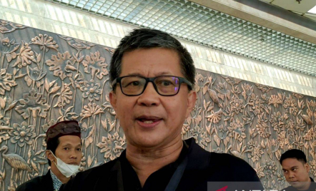 Rocky Gerung Belum Hadiri Panggilan Bareskrim Polri, Minta Jadwal Ulang - GenPI.co