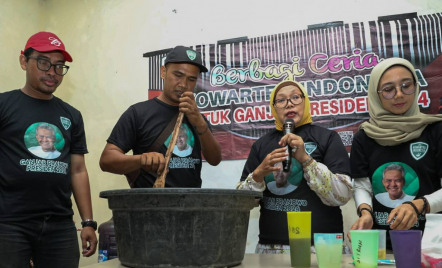 Tujuan Mulia Kowarteg Dukung Ganjar Ajari Ibu-ibu Bikin Sabun Cuci Piring - GenPI.co
