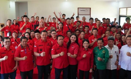 Karolin Optimistis PDIP Kapuas Hulu Bakal Rebut Kursi Pimpinan - GenPI.co