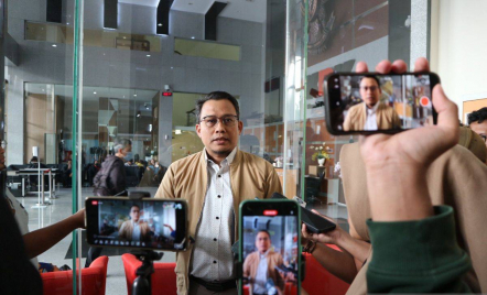 Ali Fikri Sebut OTT KPK di Kaltim Tangkap Pegawai BBPJN - GenPI.co