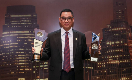 Komitmen Transisi Energi, Dirut PLN Kembali Dinobatkan sebagai CEO of The Year - GenPI.co