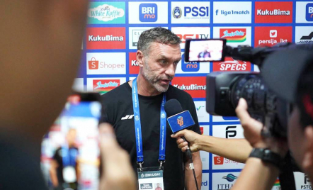 Lawan Borneo FC, Thomas Doll Yakin dengan Kualitas Persija Jakarta - GenPI.co
