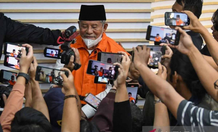 KPK: Abdul Ghani Kasuba Didakwa Menerima Gratifikasi Rp 99,8 Miliar - GenPI.co