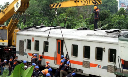 Lokomotif KA Pandalungan yang Anjlok Kelar Dievakusi, Jalur Kereta di Sidoarjo Bisa Dilewati - GenPI.co
