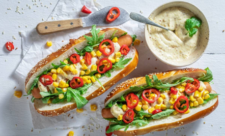 Resep Hotdog Jagung, Santapan Nikmat yang Bikin Kamu Kenyang - GenPI.co