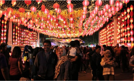 Jelang Imlek, 5.000 Lampion Hiasi Jalanan di Kota Solo - GenPI.co