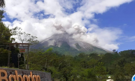 Tetap Waspada! Gunung Merapi Luncurkan Guguran Lava 5 Kali - GenPI.co