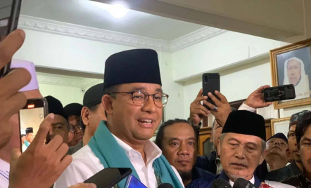 Anies Baswedan Janji Kaji Ulang UU Cipta Kerja Jika Menang Pilpres 2024 - GenPI.co