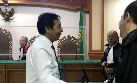 Majelis Hakim Vonis Bebas eks Rektor Universitas Udayana soal Kasus Korupsi - GenPI.co