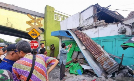 Tetap Waspada! Ada 78 Kali Gempa Susulan di Tuban - GenPI.co