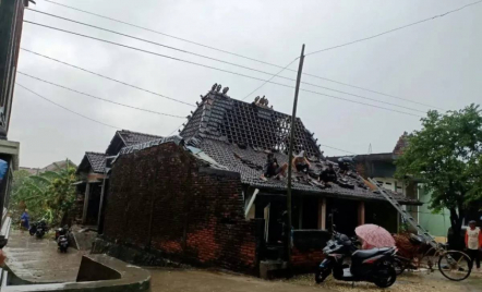 BMKG: Waspada Angin Puting Beliung di Jawa Tengah - GenPI.co
