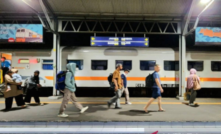 Daop 4 Semarang Berikan Tarif Khusus 22 Kereta Api Jarak Jauh, Ini Daftarnya - GenPI.co