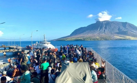 Hoaks Pulau Tagulandang Tenggelam Akibat Erupsi Gunung Ruang - GenPI.co