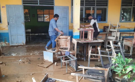 8 Sekolah di Sulawesi Selatan Terdampak Banjir dan Longsor, Ini Kondisinya - GenPI.co