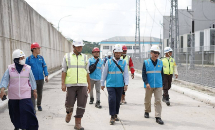 Manajemen PLN Kunjungan ke Proyek GITET 500 kV Ampel/Boyolali, K3 Prioritas Utama - GenPI.co