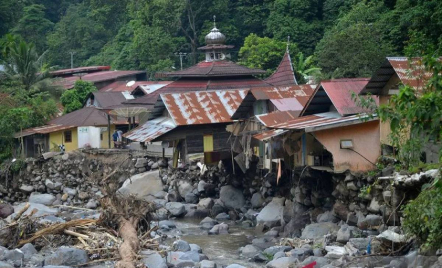 Cegah Banjir Lahar Dingin Gunung Marapi, Modifikasi Cuaca Tabur Garam Berlanjut - GenPI.co