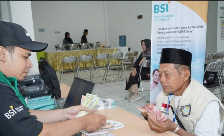 Transaksi Riyal di BSI Naik 57,18 Persen pada Musim Haji 2024 - GenPI.co