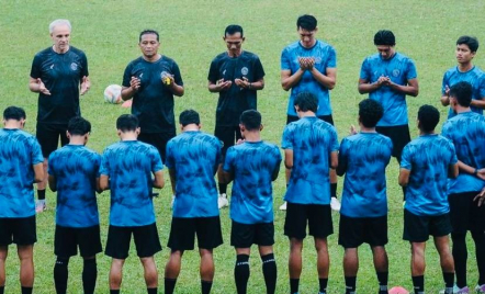 Jelang Liga 1 2024/2025, Arema FC Jalani Pemusatan Latihan dan Uji Coba di Bali - GenPI.co