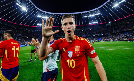 Spanyol ke Final Euro 2024, Dani Olmo Tak Peduli Lawan Inggris atau Belanda - GenPI.co