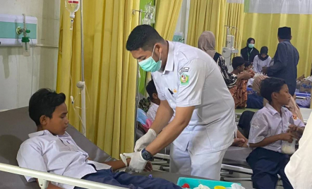 Jajan di Kantin Sekolah, Puluhan Siswa di Pidie Aceh Diduga Keracunan Massal - GenPI.co