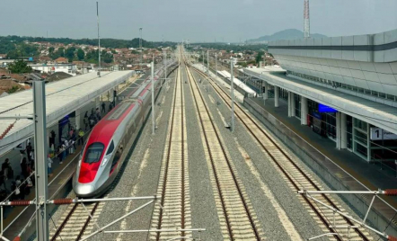 Stasiun Karawang Bisa Beroperasi Awal 2025, KCIC: Bisa Naik Turun Penumpang Whoosh - GenPI.co