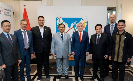 Bertemu Presiden OIC, Prabowo Subianto Ditemani Erick Thohir - GenPI.co