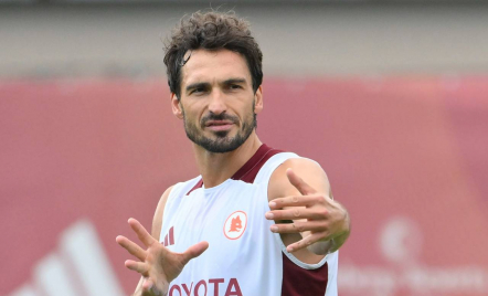 Segel Mats Hummels, AS Roma Rogoh Kocek Rp42 Miliar - GenPI.co