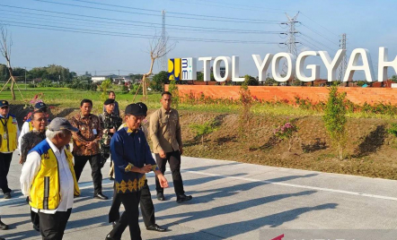 Presiden Jokowi Resmikan Jalan Tol Solo-Jogja Seksi 1 Sepanjang 22,3 Km - GenPI.co