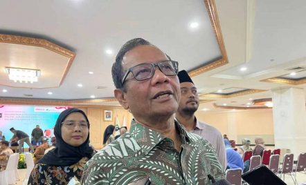 Bakal Hadir di Pelantikan Prabowo, Mahfud MD: Ini Bukan Soal Politik Kelompok - GenPI.co