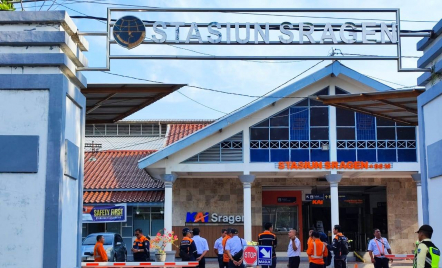 Daop 6 Uji Coba KA Bandara Rute Bandara Adi Sumarmo - Madiun - GenPI.co