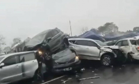 Astaga! Kecelakaan Beruntun di Tol Cipularang, Ini Penyebabnya - GenPI.co
