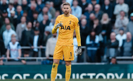 Kisah Kiper Tottenham yang Tetap Main Meski Patah Ankle Saat Bantai Man City - GenPI.co