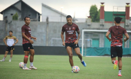 Duel Tim Papan Bawah, Madura United Targetkan Bangkit di Gelora Bangkalan - GenPI.co