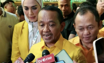 Wacana Jokowi Hadir di HUT Partai Golkar, Bahlil Lahadalia: Doain Ya - GenPI.co