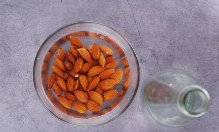 Rutin Makan Kacang Almond yang Direndam Bisa Menurunkan Berat Badan - GenPI.co