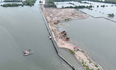 KKP Bakal Periksa PT TRPN soal Pagar Laut di Bekasi - GenPI.co