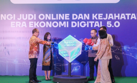 OVO Ajak Masyarakat Perangi Judi Online Pakai Gebuk Judol - GenPI.co