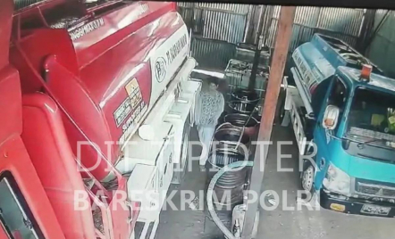 Ini Modus Penyelewengan BBM Bersubsidi di Kolaka, Matikan GPS lalu Ditimbun di Gudang Ilegal - GenPI.co