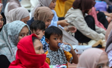 Kolaborasi Jangka Panjang dengan Masjid Istiqlal, Le Minerale Disanjung - GenPI.co