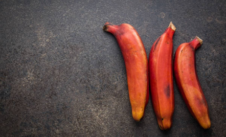 Meski Bergizi, Pisang Merah Bisa Picu Masalah Kesehatan Jika Tidak Hati-hati - GenPI.co