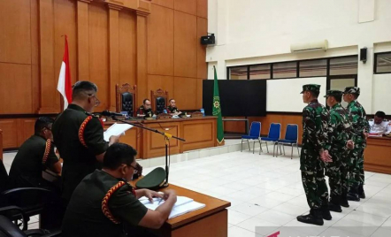 2 Prajurit TNI AL Pelaku Penembakan Bos Rental Mobil Dituntut Penjara Seumur Hidup - GenPI.co