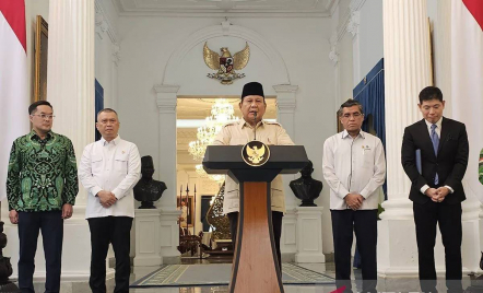 Presiden Prabowo Minta THR Pekerja Swasta BUMN dan BUMD Wajib Cair H-7 Lebaran - GenPI.co