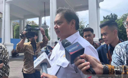 Prabowo Panggil Menteri dan Bos Himbara, Airlangga Hartarto: Bahas Keuangan Inklusif - GenPI.co