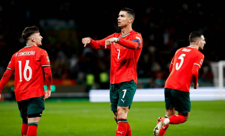 Bawa Portugal ke Semifinal UEFA Nations League, Cristiano Ronaldo Cetak Rekor - GenPI.co