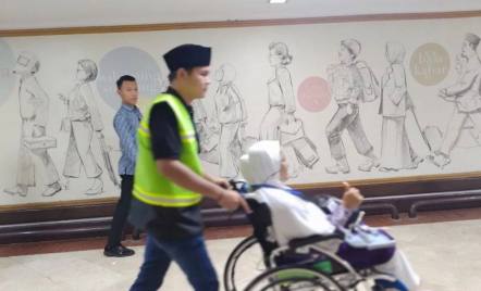 Modus Pakai Visa Kerja, 36 Calon Haji Ilegal Dicegat Polisi di Bandara Soetta - GenPI.co