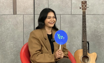 Mulai Hobi Menulis, Citra Scholastika Temukan Kedamaian - GenPI.co