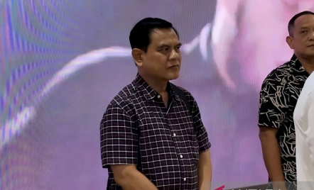 Akhirnya Ijazah Asli Jokowi Diserahkan ke Polri, Dibawa Adik Ipar - GenPI.co