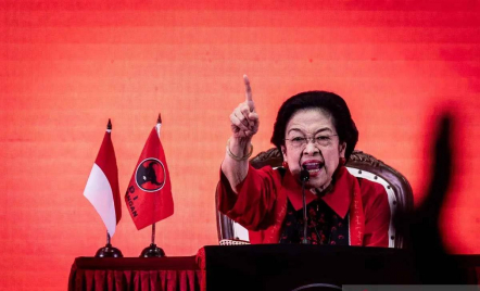 Efriza Nilai Komentar Megawati soal Ijazah Jokowi Tidak Bijak, Beda dengan Prabowo - GenPI.co