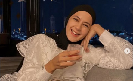 Hakim PA Jaksel Diperiksa KY, Paula Verhoeven Dicecar 20 Pertanyaan - GenPI.co